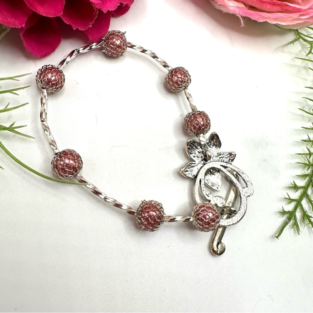 NEW⚜️Blush Pink Mesh Beaded Floral Bracelet - Picture 4 of 5